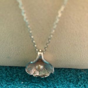 Vantel Pearls Necklace